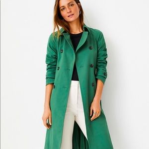 Ann Taylor Petite Back Pleated Coat (XSP)